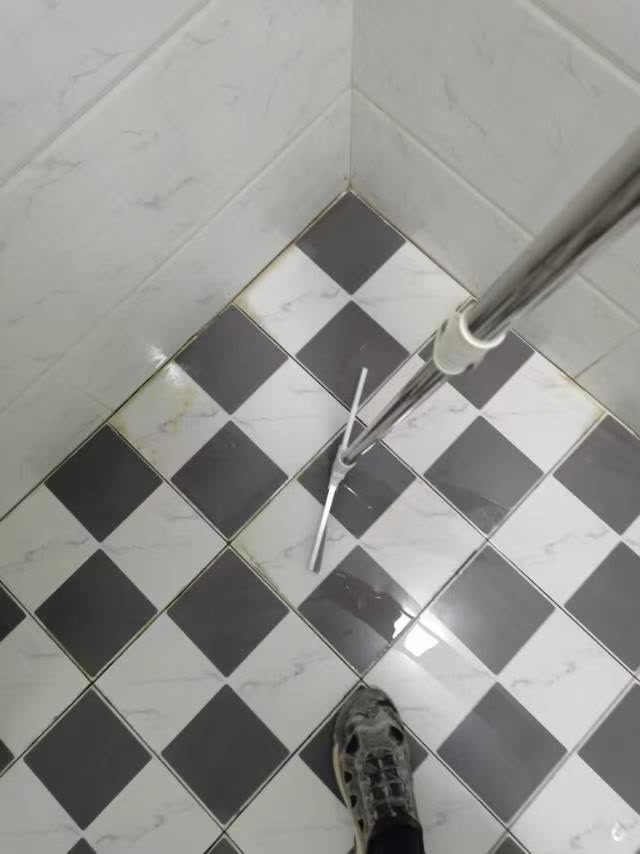 邦泰华府公馆防水施工