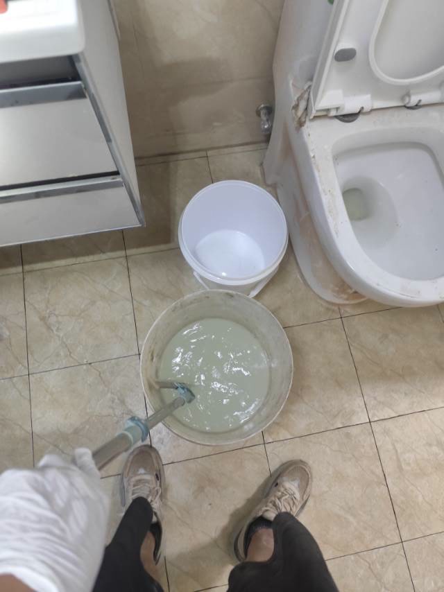 比华利国际城防水处理过程