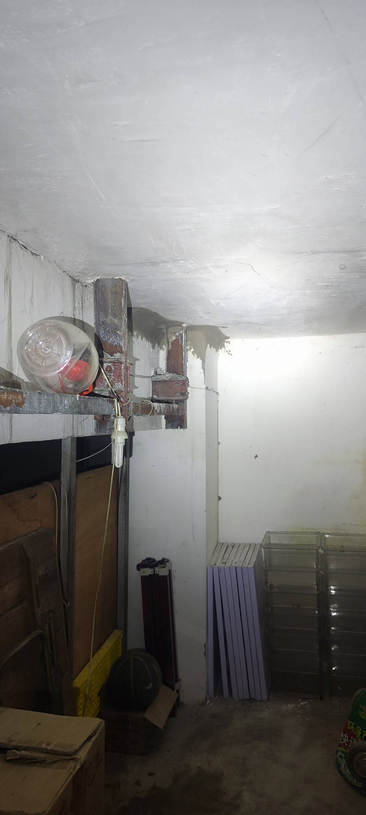 成都成华区 修复留图:顶板与墙角状态