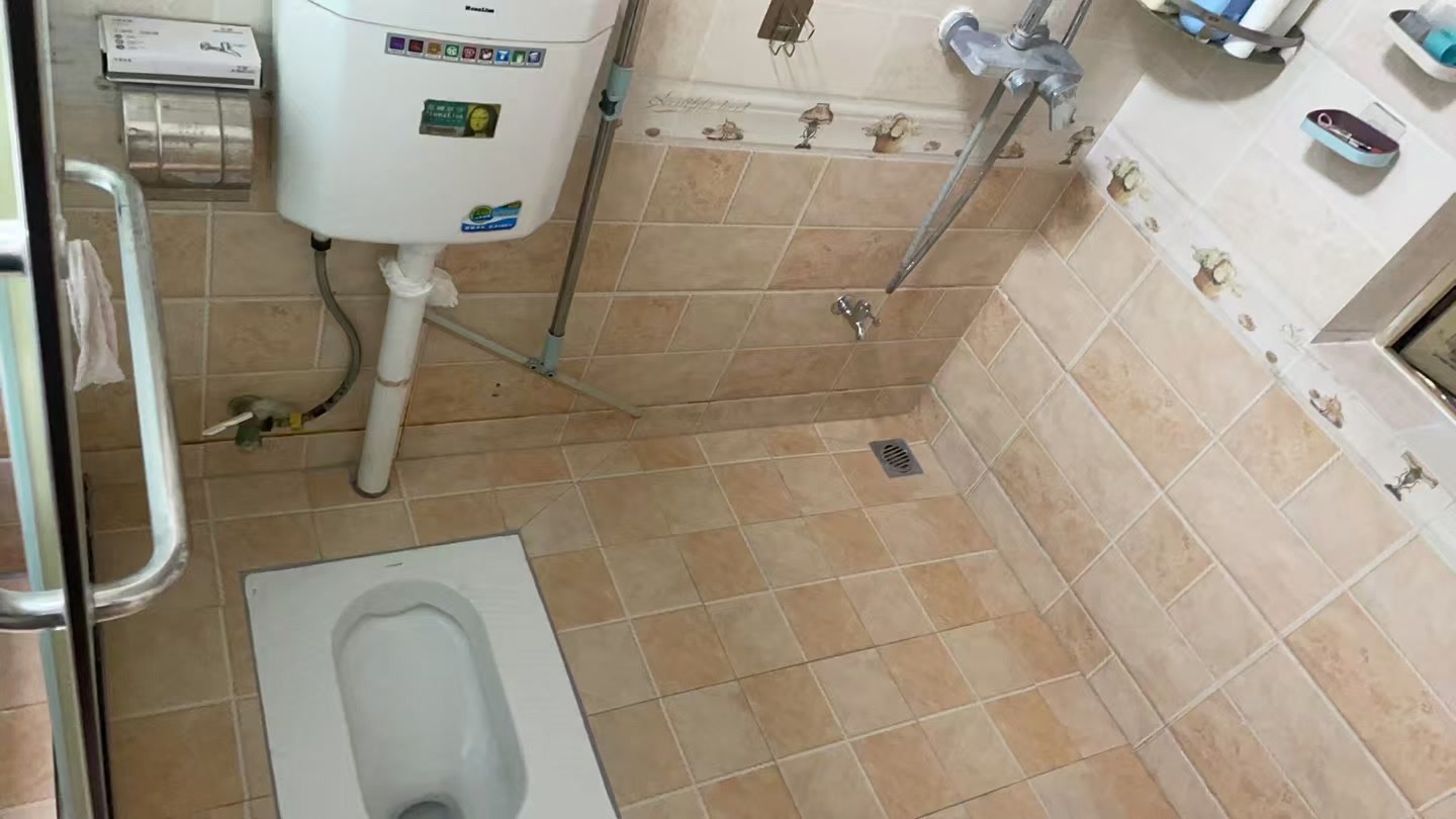 新都富力桃园卫生间整体完工效果