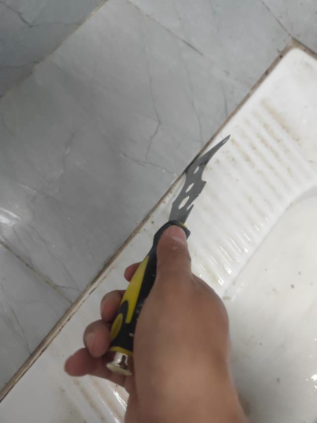 航天城上城瓷砖缝切缝