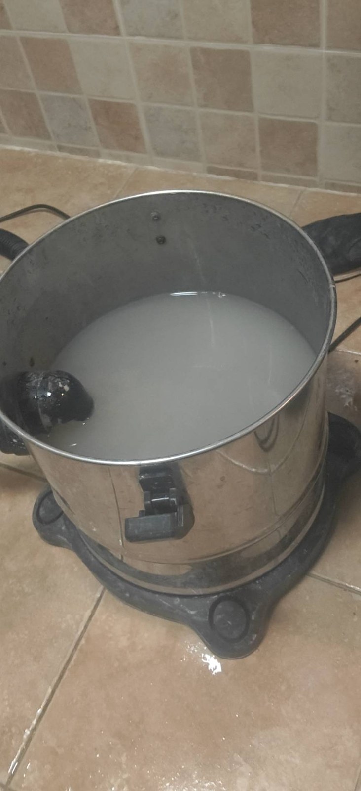 成都锦江区 抽排水步骤:本案现场留图