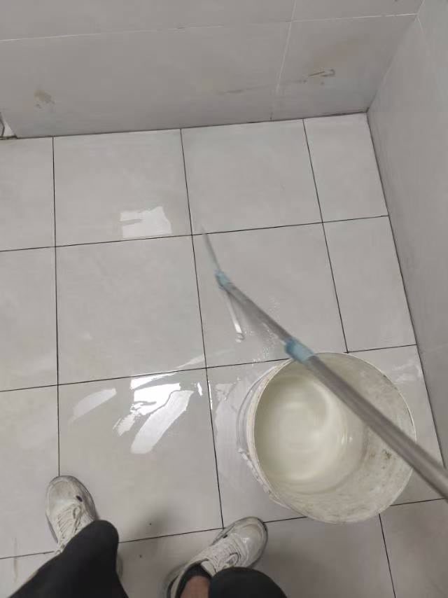 金座维尼谷免砸砖防水处理