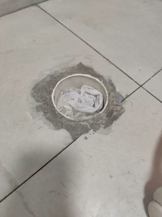 金座维尼谷马桶根部处理完成