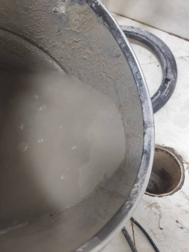 成都龙泉驿区 抽排水步骤:本案现场留图