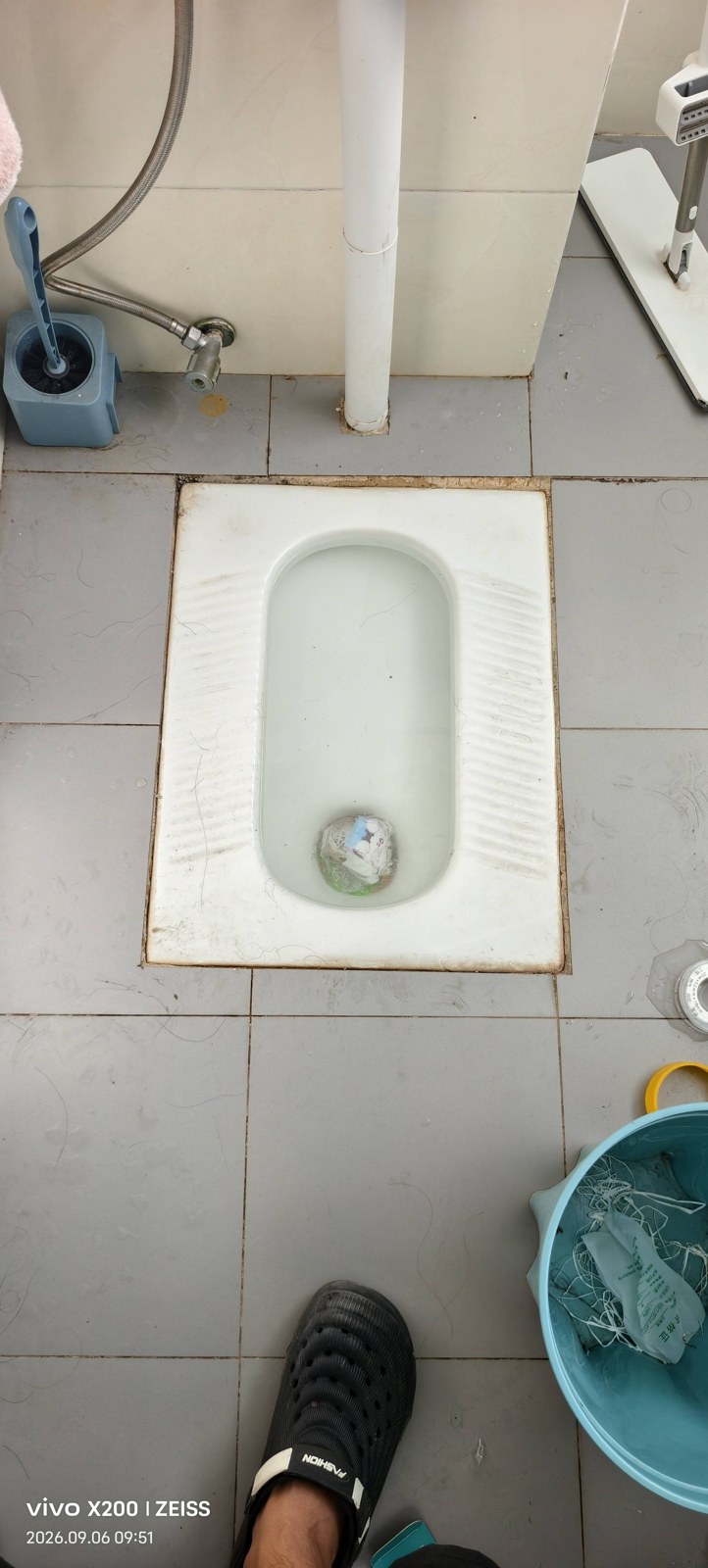 成都青羊区 检测与管路现场记录:本案现场留图