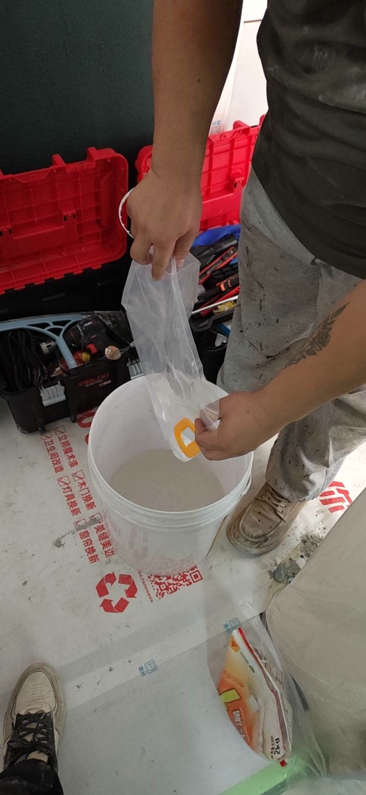 天誉南庭免砸砖防水处理
