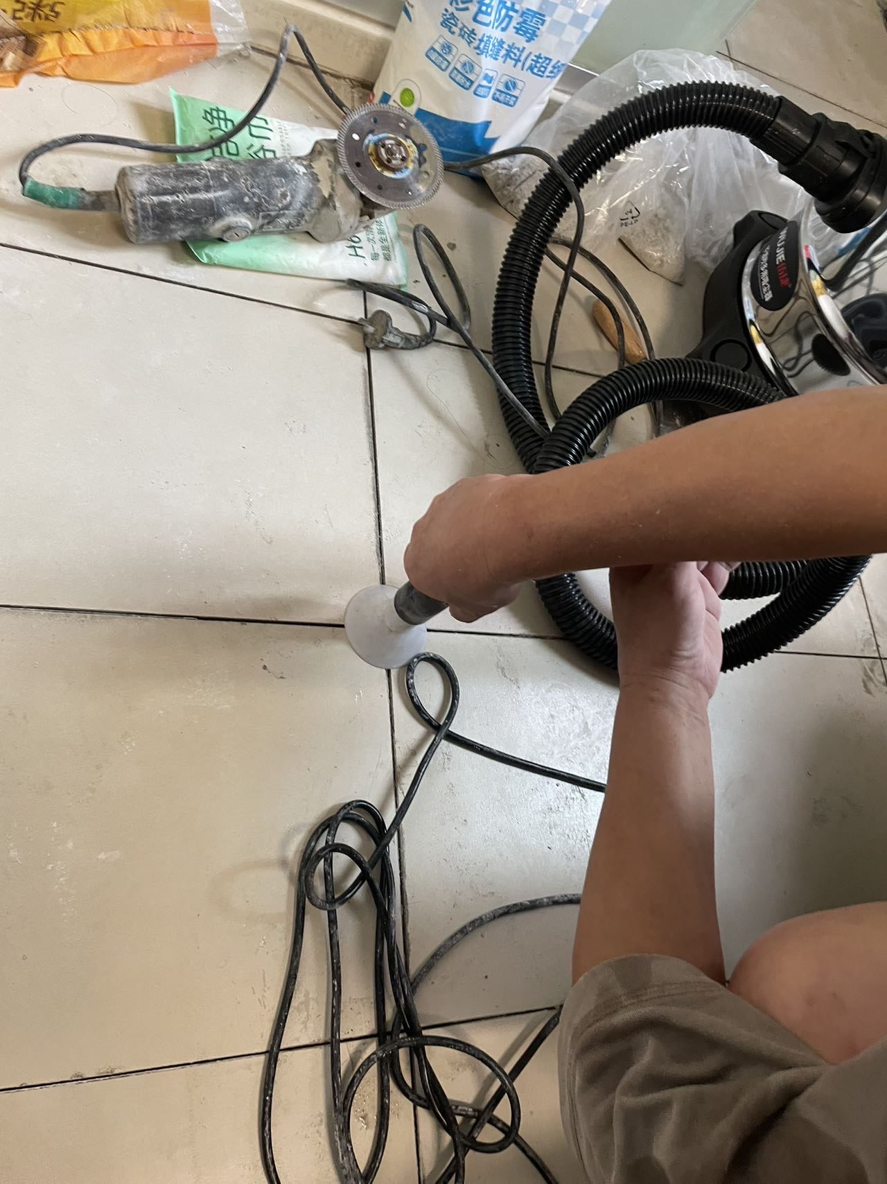 武侯立交中华名园：砂浆层抽排水分